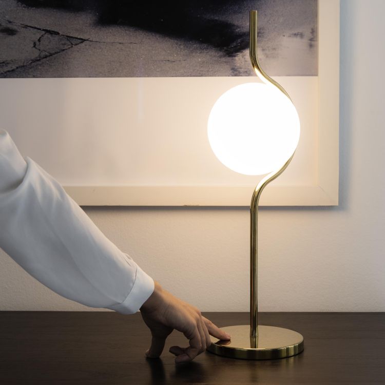 Le Vita laualamp kuldne